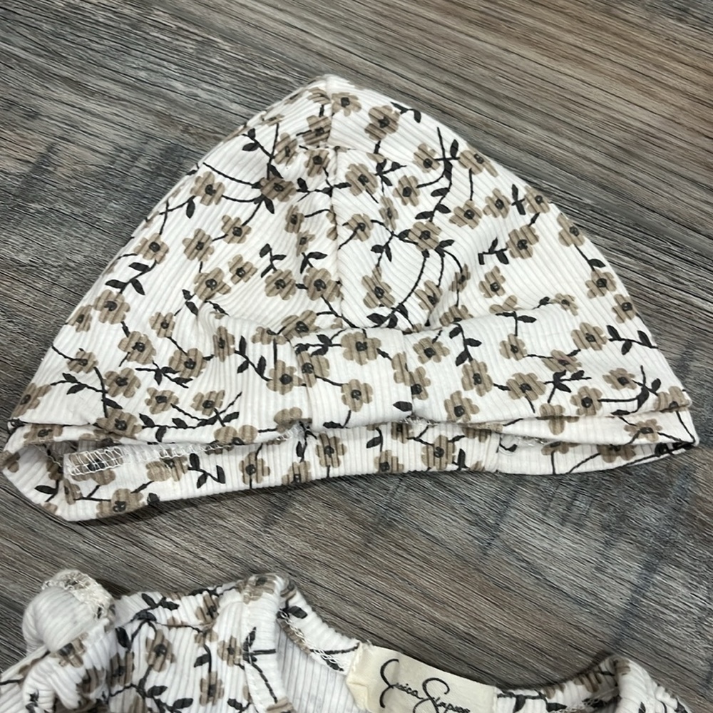 Jessica Simpson romper - Picture 4 of 5